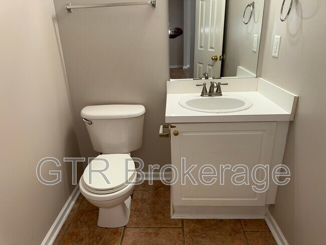 Building Photo - 179 Watercress Ct