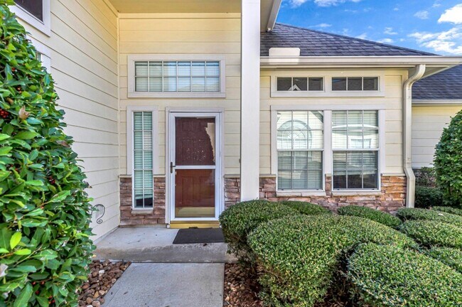 Primary Photo - 10210 Thornmont Ln