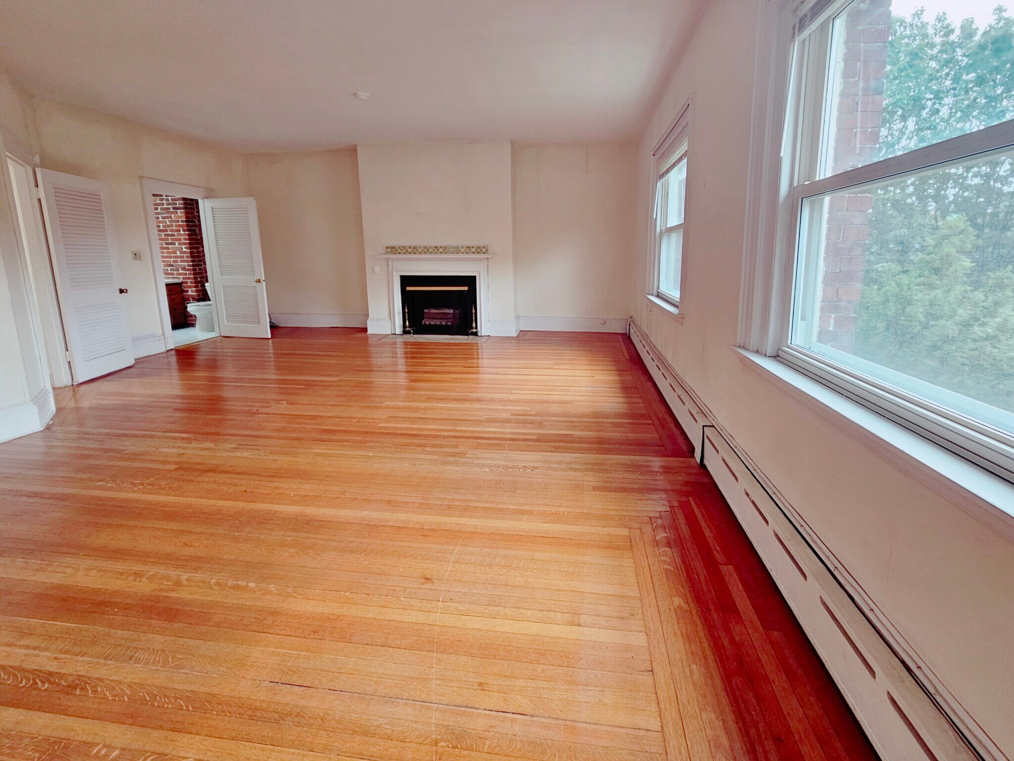 Building Photo - 1712 Beacon St