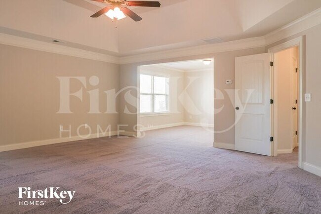 Building Photo - 5706 Jamerson Dr