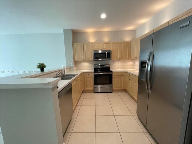 Building Photo - 6361 Landings Terrace