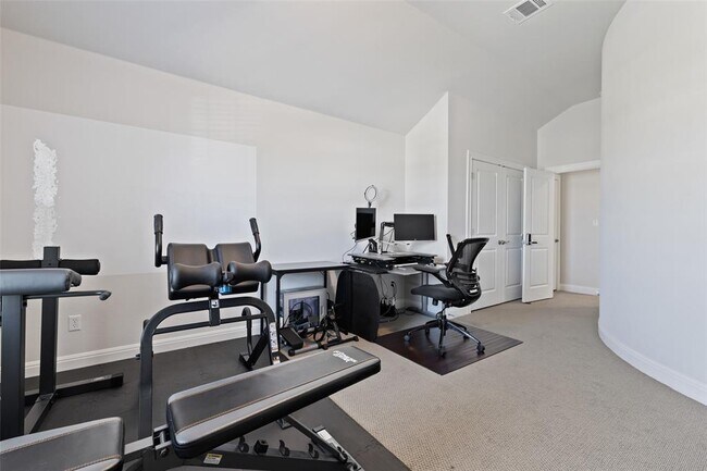 Building Photo - 134 Longmire Cv