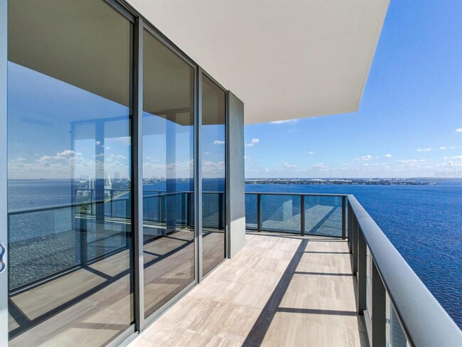 Building Photo - 3101 Bayshore Blvd