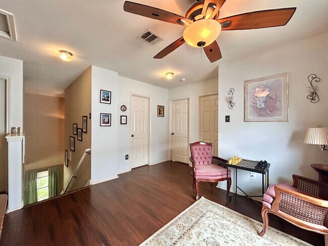 Building Photo - 14801 Falling Stone Ln