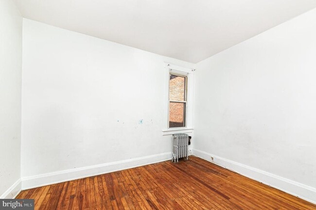 Building Photo - 4205 Nicholas Ave