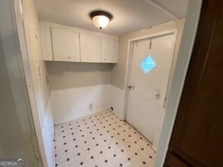 Building Photo - 812 City Pond Rd