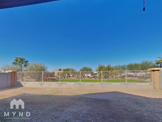 Building Photo - 2060 E Velvet Pl