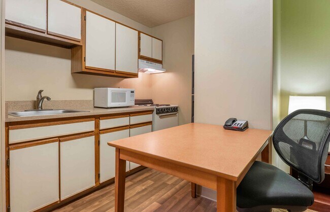 Building Photo - Furnished Studio-Indianapolis - North - Ca...