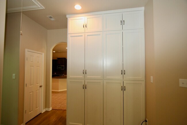 Building Photo - 28222 Helmsman Knolls Dr