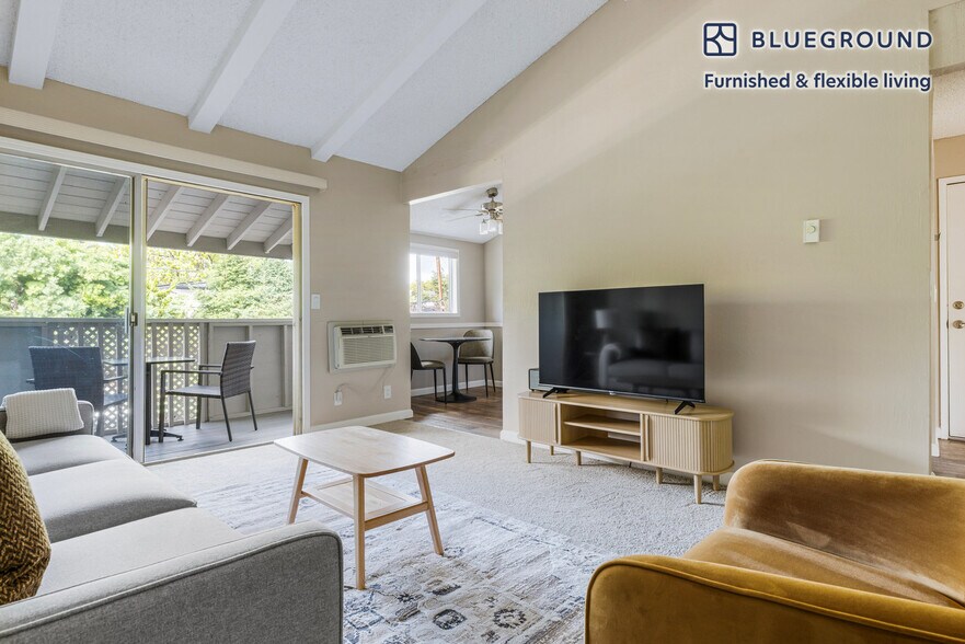 Building Photo - 202 Calvert Dr