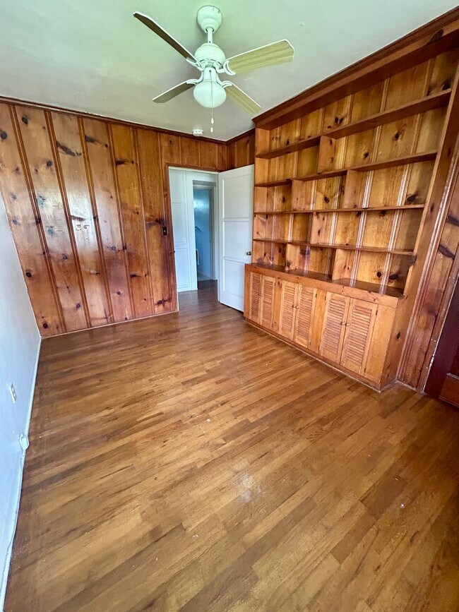 Building Photo - Live by Windansea Beach in La Jolla - 4BD/2.5BA Home - Only $5,995/mo!
