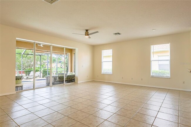 Building Photo - 18014 Java Isle Dr