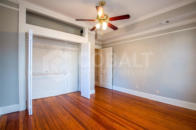 Building Photo - 729 Bonaventure Ave NE