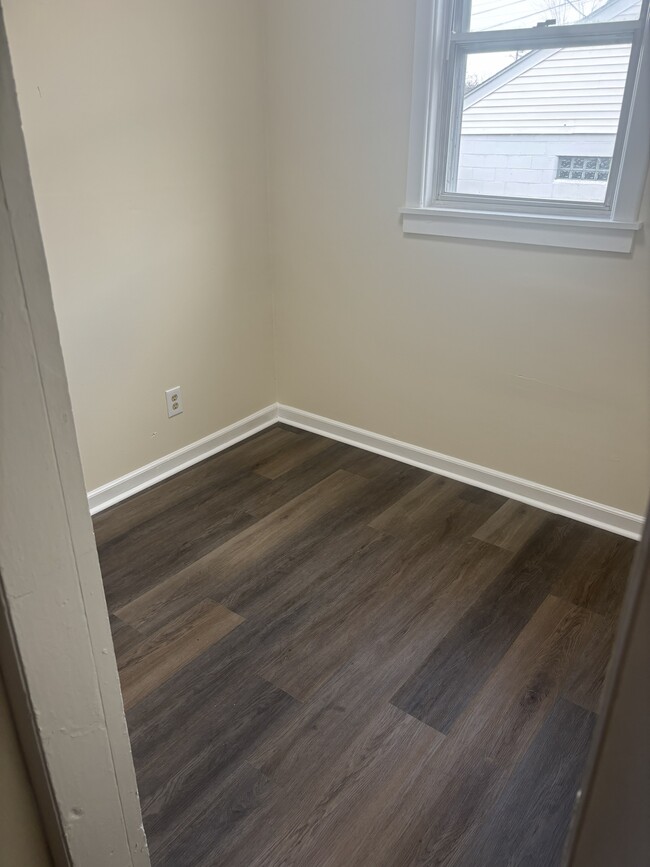 Building Photo - 2250 Sullivant Ave