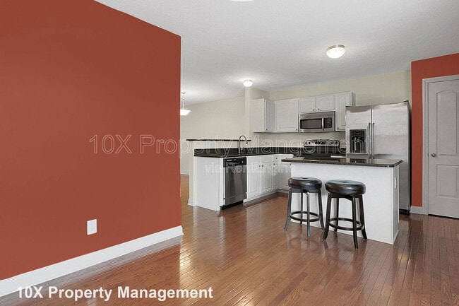 Building Photo - 1442 Bloomington Blvd