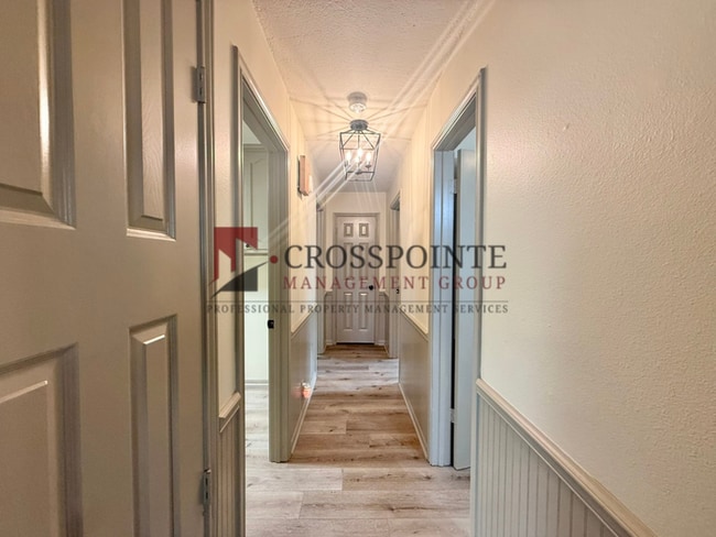 Building Photo - Almost Ready! 2 Bedroom 1 Bath ON Lake Palestine!