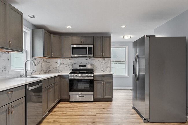 Building Photo - 4 Moran Ct