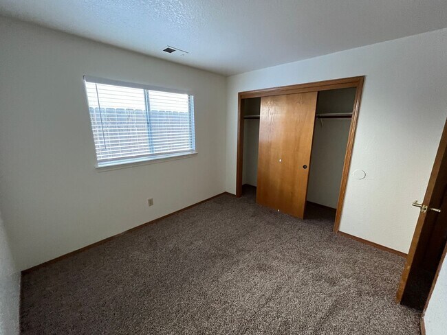 Building Photo - Gorgeous 3 Bedroom Home Coming Soon!!!