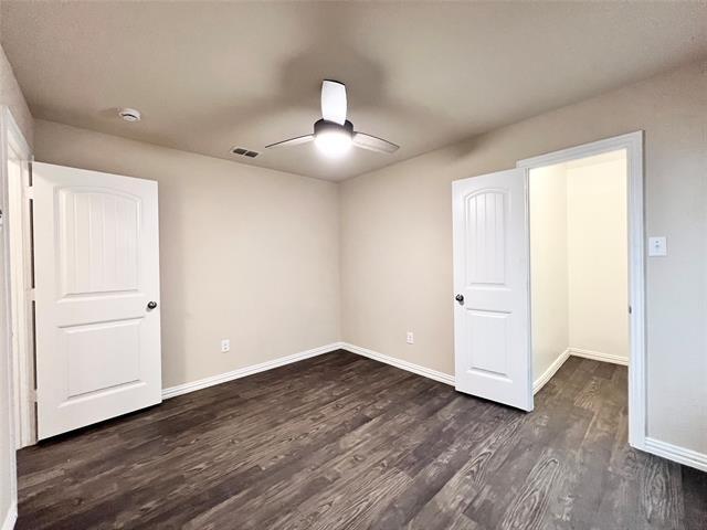 Building Photo - 660 River Garden Dr