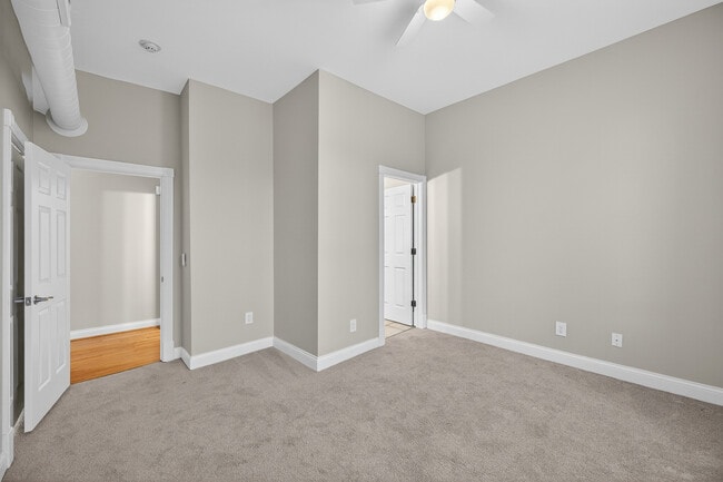 Building Photo - 2151 Fulton Ave