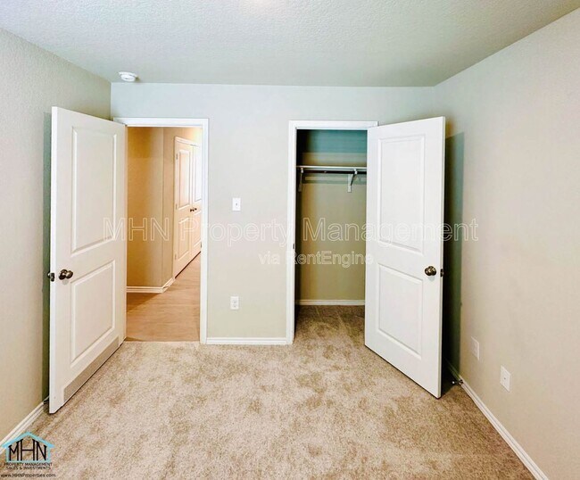 Building Photo - 9012 Sumners Wise