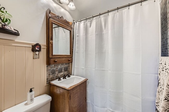 Building Photo - 2775 7th St