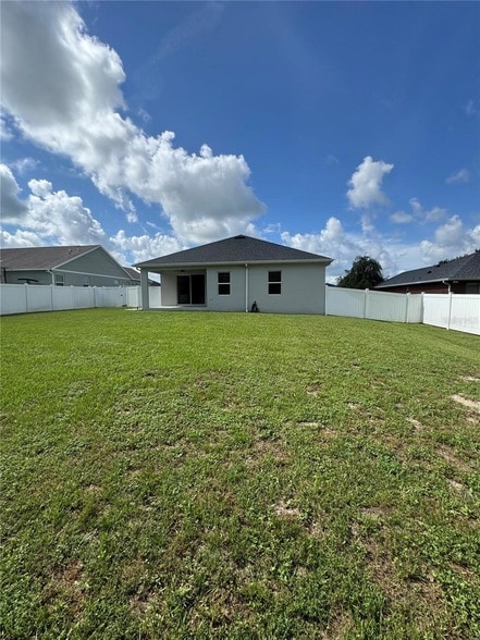 Building Photo - 5515 SE 91st St