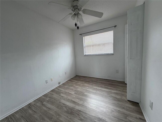 Building Photo - 1767 Valencia Ave