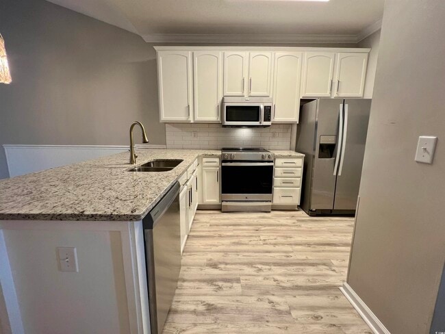 Building Photo - 5834 Longwood Dr