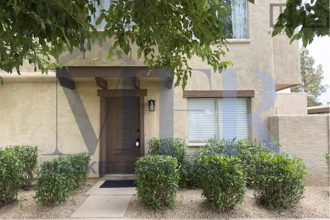 Building Photo - 3Bed/1Bath Home at Hayden/Indian School Rd...