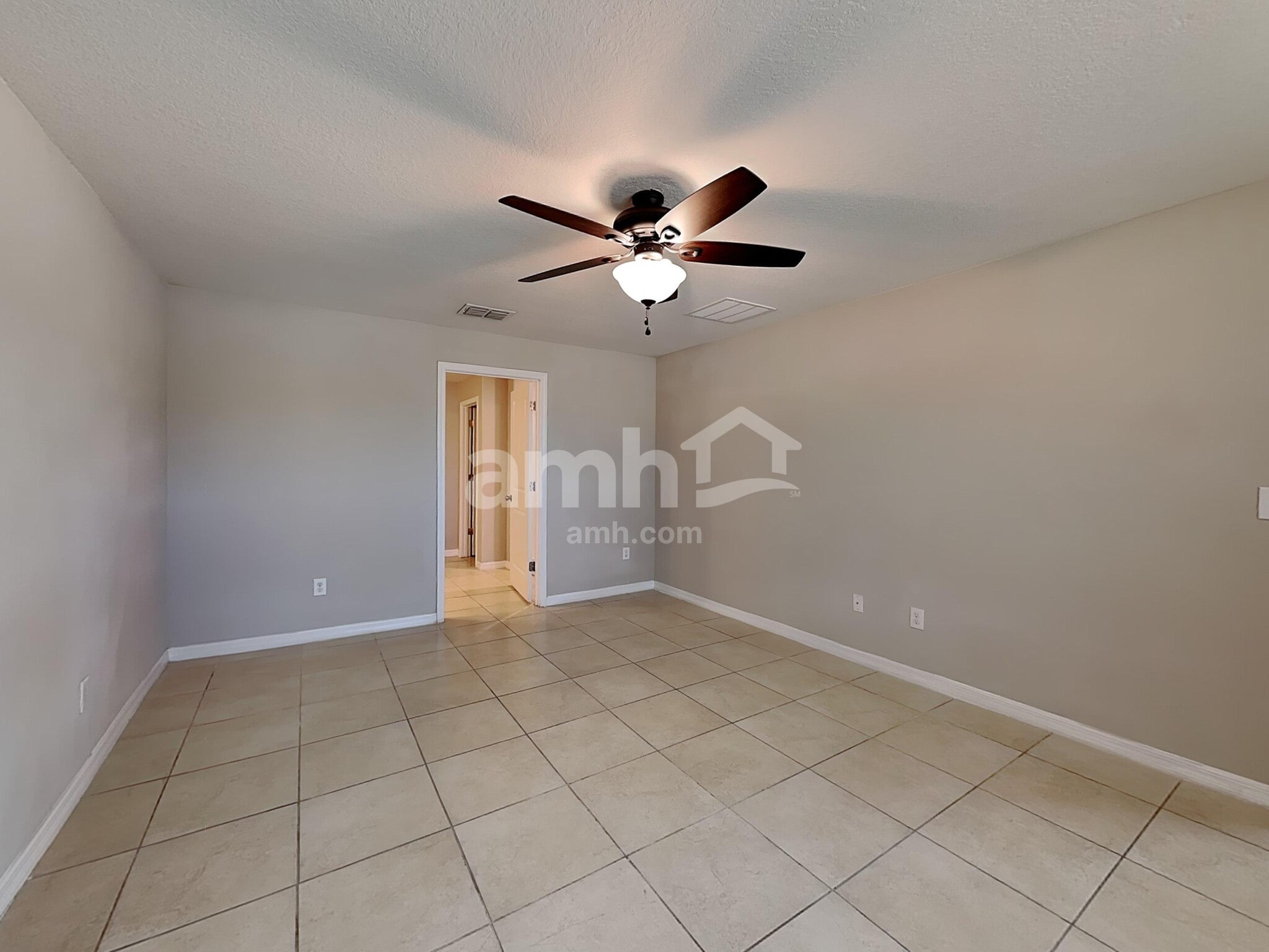 Building Photo - 10116 Carloway Hills Dr