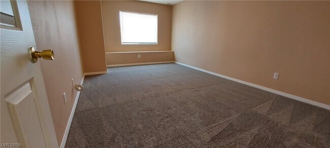 Building Photo - 8917 Picket Fence Ave