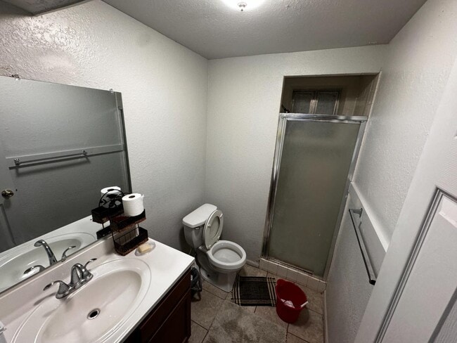 Building Photo - 255 Cherry Hill Dr