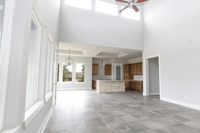 Building Photo - 1314 Clayton Nolen Dr