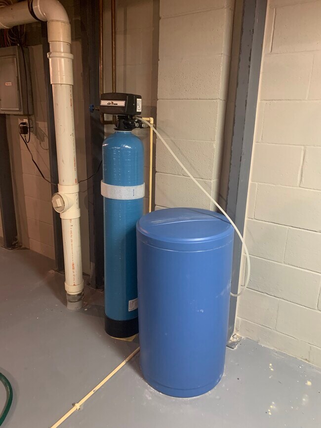 Building Photo - 4790 N 186th St