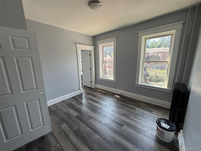 Building Photo - 46 Benkard Ave