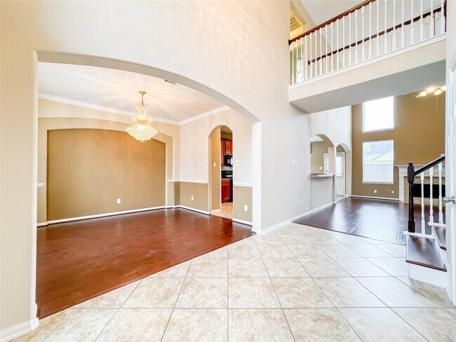 Building Photo - 4806 Lakefront Terrace Ct