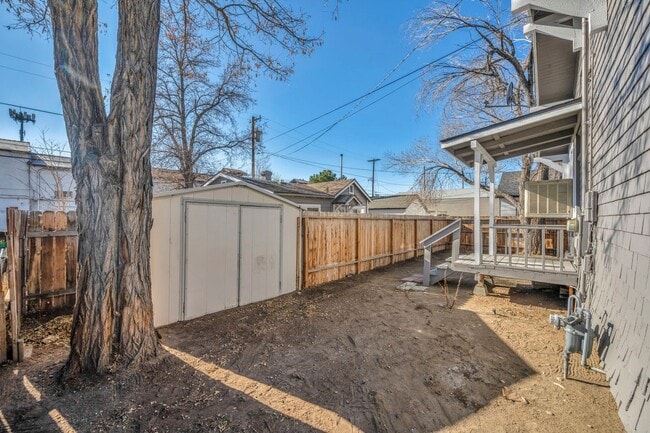 Building Photo - 1637 C St