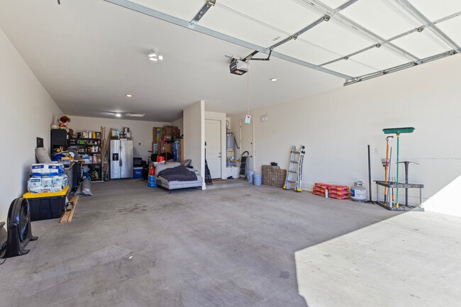 Building Photo - 18456 W Brookwood Dr