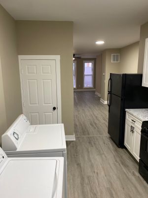 Building Photo - 2114 Hollins St