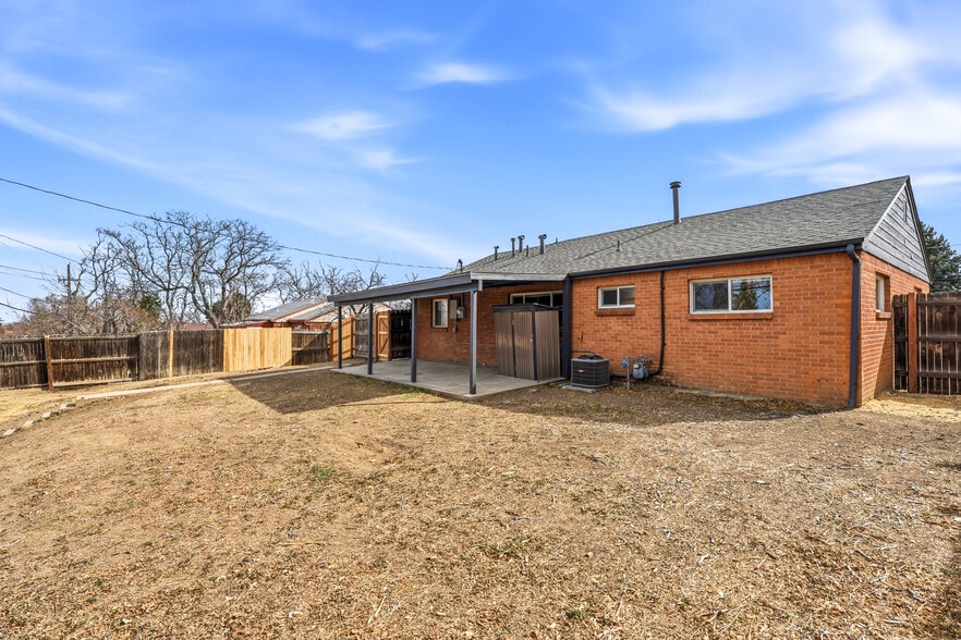 Building Photo - 1151 E 88th Ave