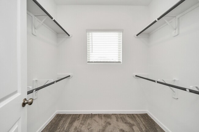 Building Photo - 22658 Sutherland Bend Ln