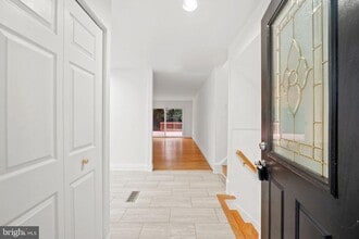 Building Photo - 706 Carter Rd