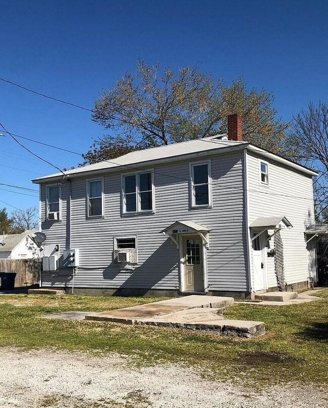Building Photo - 1920 S Connor Ave