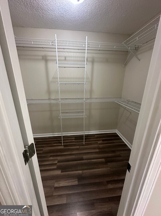 Building Photo - 140 Sapelo Dr