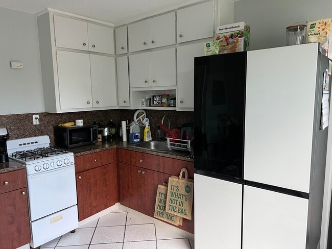 Building Photo - 445 NE 109th St