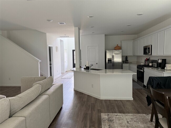 Building Photo - 5435 Still Mdw Ln