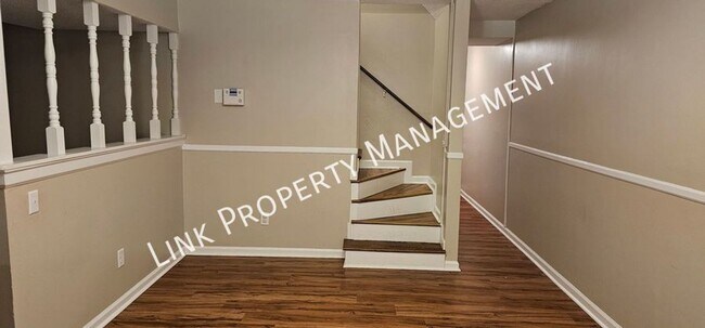 Building Photo - 7183 Holland Ln