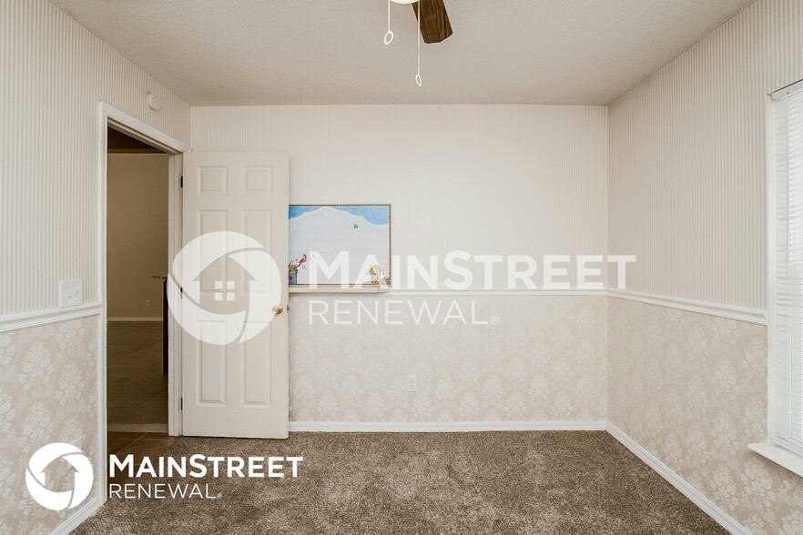 Building Photo - 2681 Greywall Ave