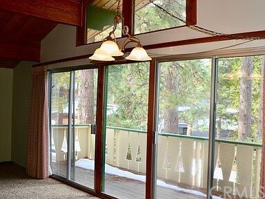 Building Photo - 31587 Circle View Dr